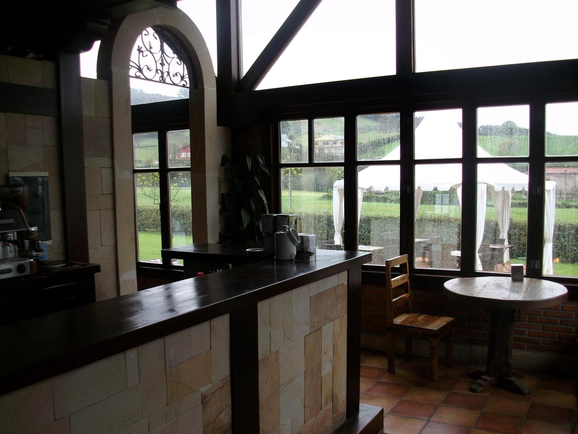 Отель Casa De Labranza Ria De Castellanos Арнуэро Экстерьер фото